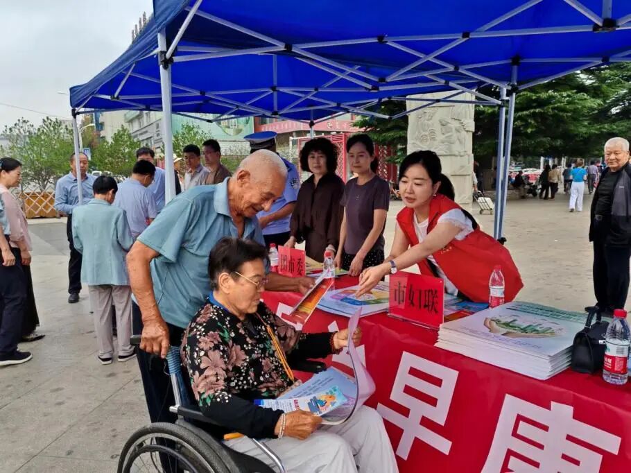 庆阳市妇联开展全国残疾预防日集中宣传活动