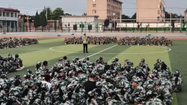 护航开学季丨军训场上来了交警，这堂安全课干货满满