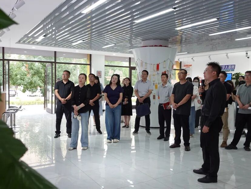 市区联合开展创建文明城市社区考察点位规范提升交流学习活动