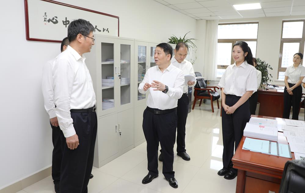 周继军在调研深化扫黑除恶专项斗争工作时强调 聚焦重点直面问题 雷霆出击重拳整治 更好保障人民安居乐业社会安定有序