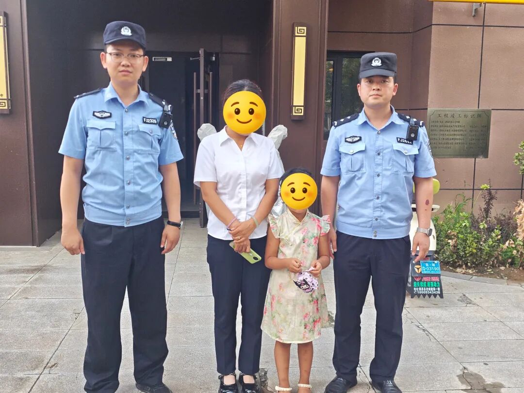 雨幕中的“护苗”接力:7小时,他们不曾停下脚步