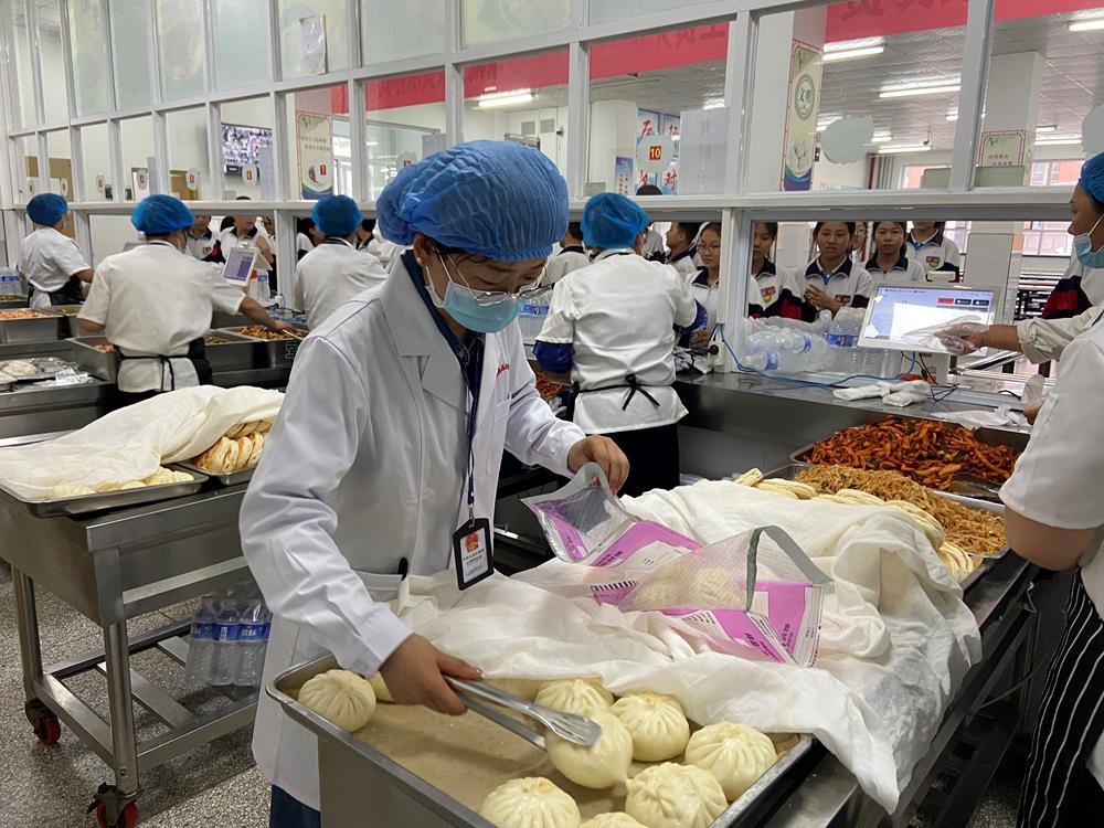 环县市场监管局开展秋季校园及小饭桌食品安全大检查