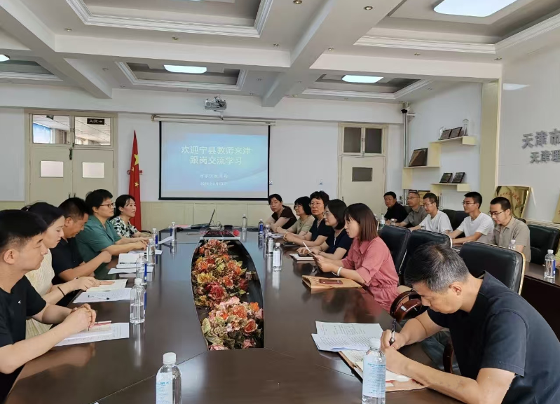 宁县选派教师代表赴河东区跟班学习。