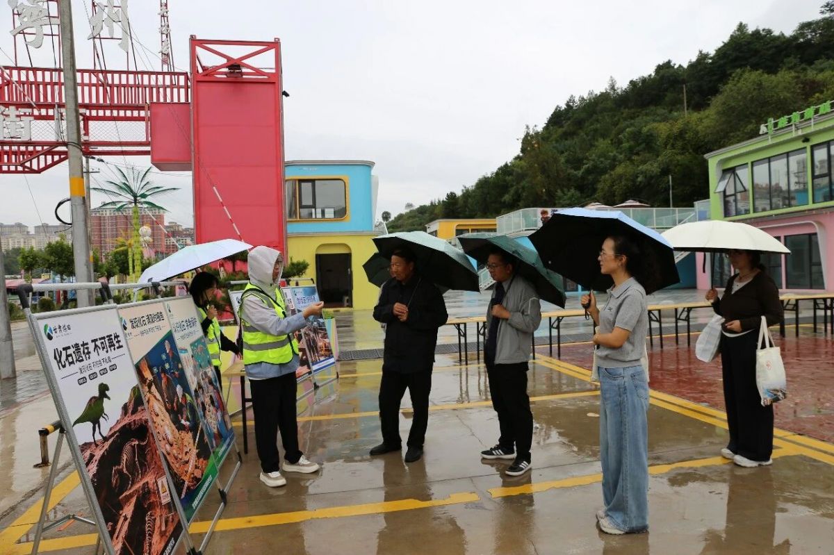 甘肃煤田地质局庆阳资源勘查院积极参加2026年全国科普月宁县县级主场集中宣传活动