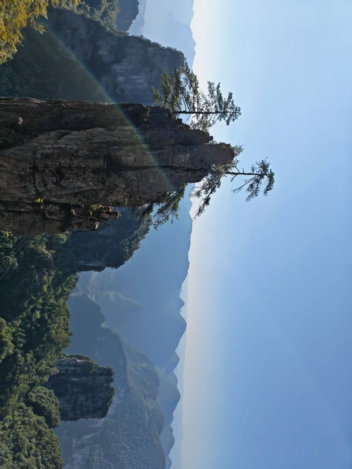 位于&zwnj;湖北省恩施土家族苗族自治州&zwnj;的恩施大峡谷。摄影师 姚刚