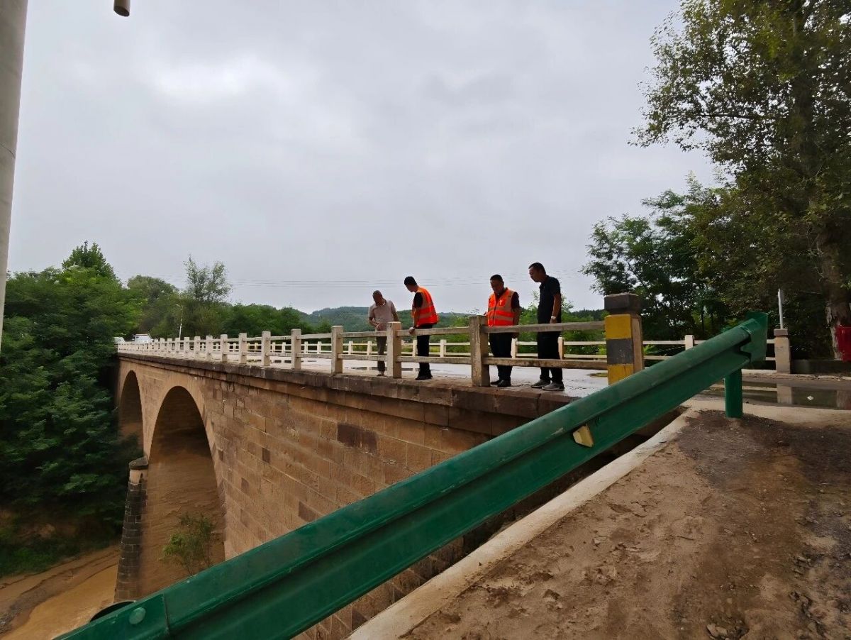 合水公路段:科技下乡“精准滴灌” 护航农村公路安全