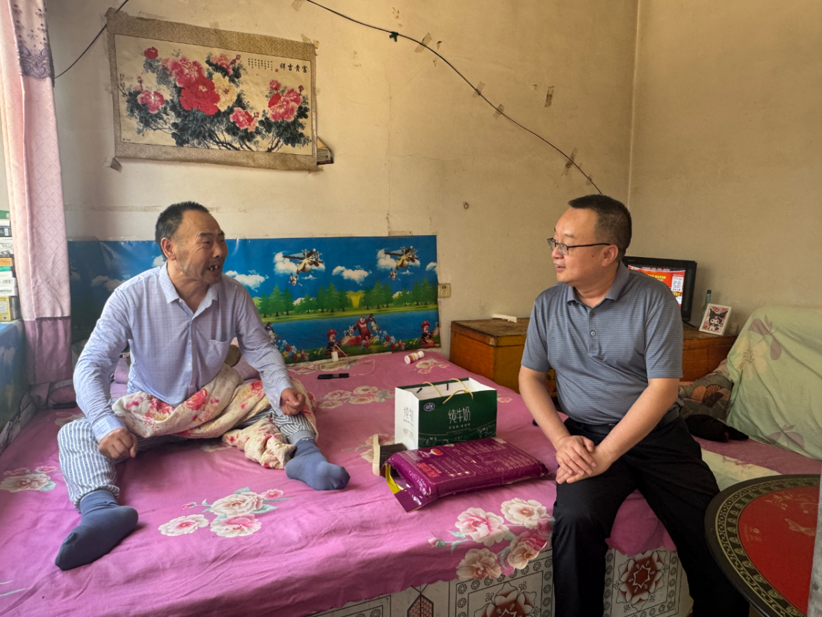 庆阳市国土空间规划研究中心赴正宁县永和镇于家庄村开展结对关爱活动