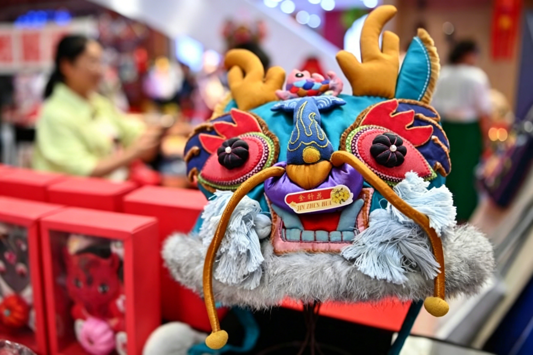 从庆阳香包看传统技艺的传承与发展