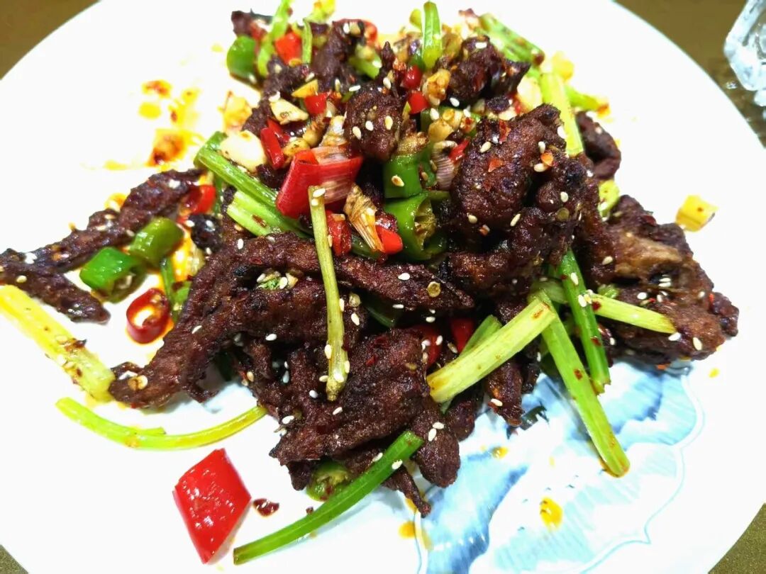赴南梁之约 品华池药膳兔肉美食