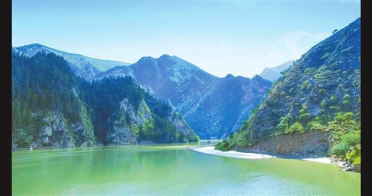 甘肃连城国家级自然保护区。(本版供图:兰州市林草局)