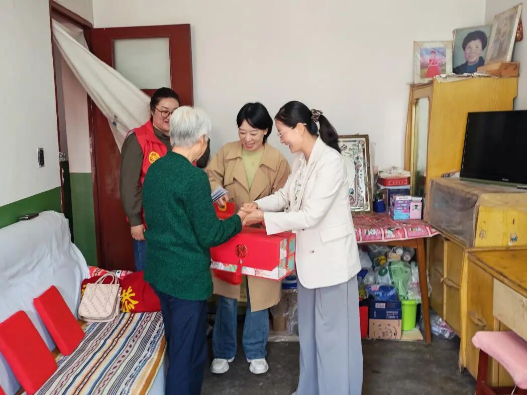庆阳市妇联以“1+N”模式推进巾帼家政惠民生 服务群众零距离