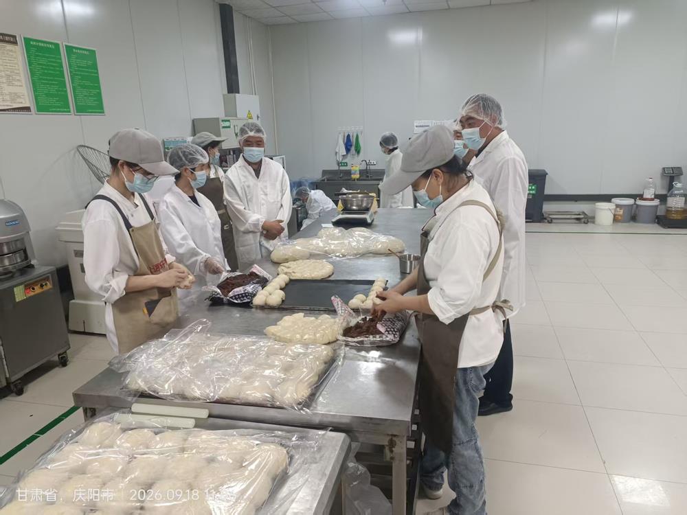 西峰区市场监管局开展中秋节食品安全专项检查