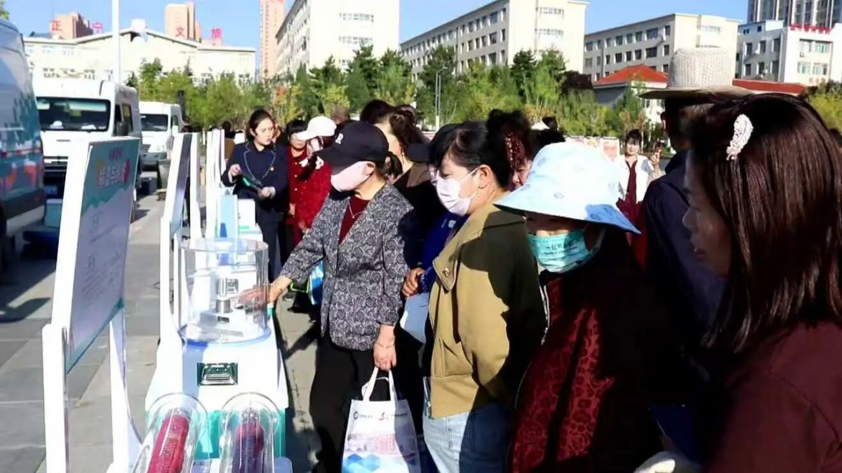 甘肃科技馆“红色陇东 科普同行”暨“流动科普百县千车万里行”活动走进正宁