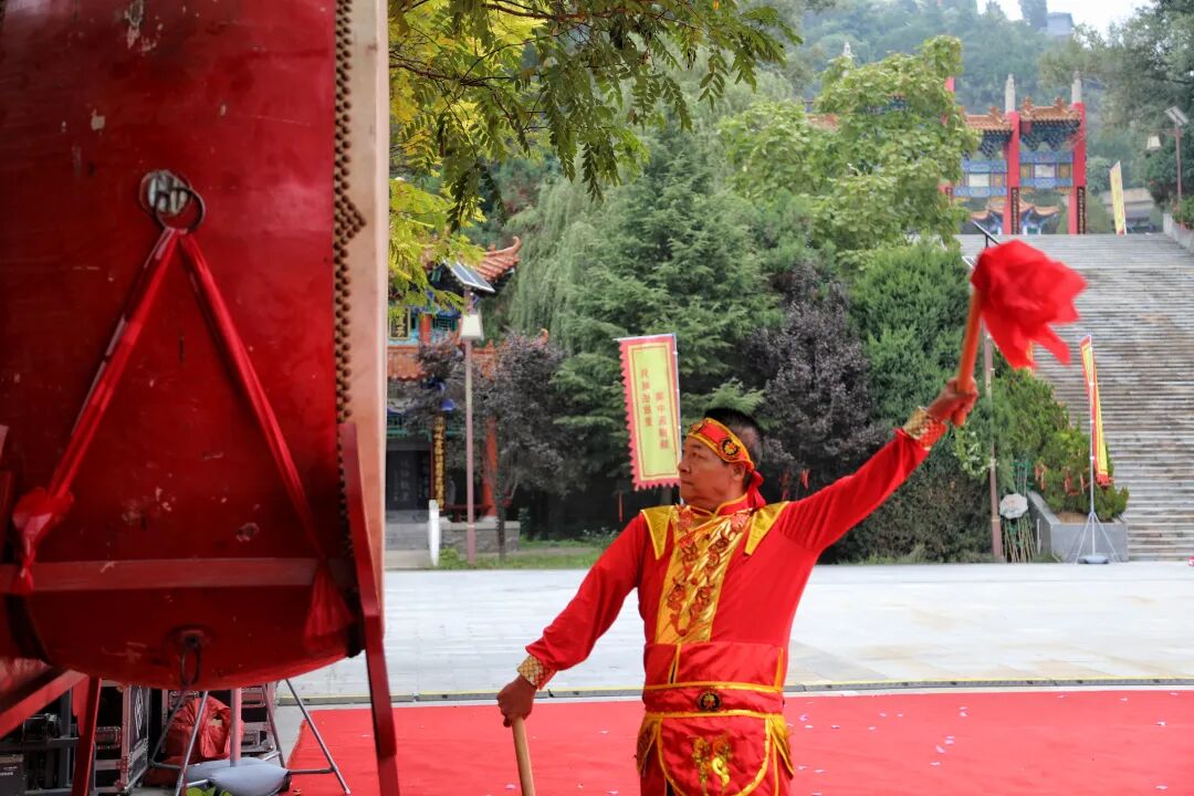 二〇二六(丙午)年甘肃·庆阳岐黄文化论坛拜谒医祖岐伯仪式在庆城县举行