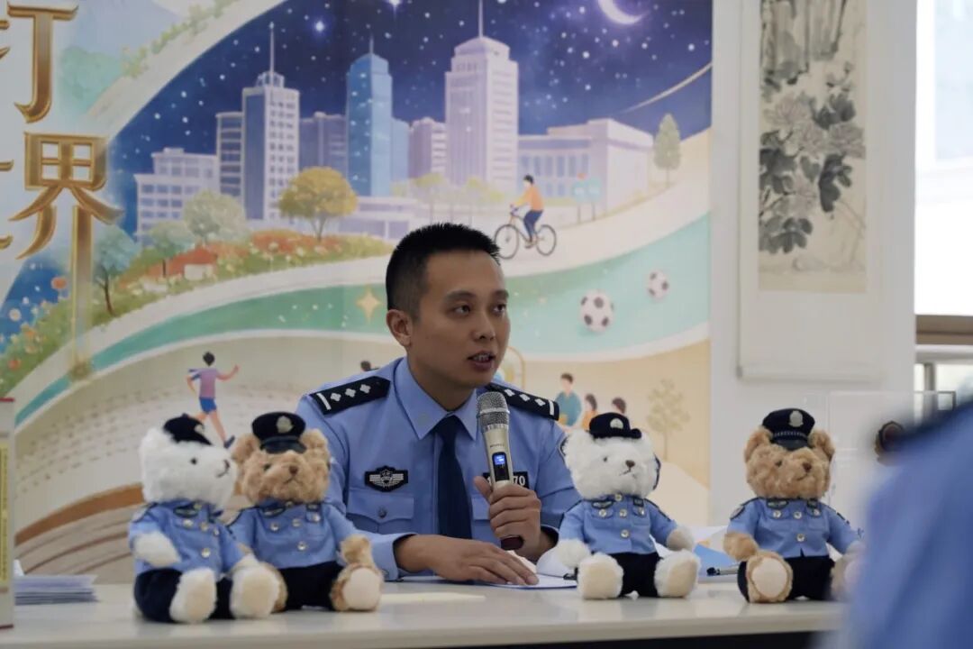 庆阳市公安局举办2026年第二期读书分享会