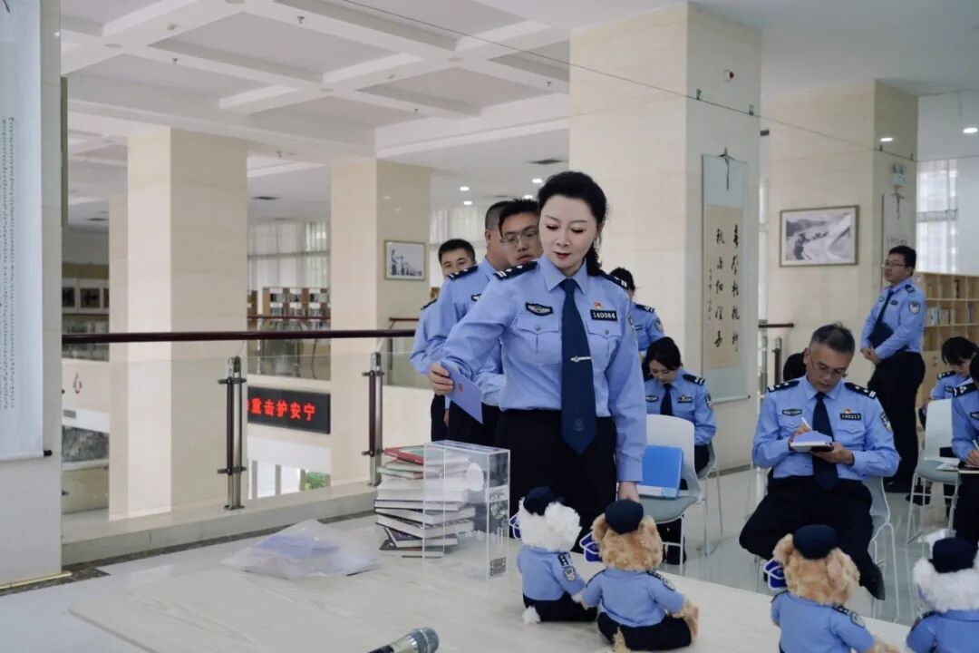 庆阳市公安局举办2026年第二期读书分享会