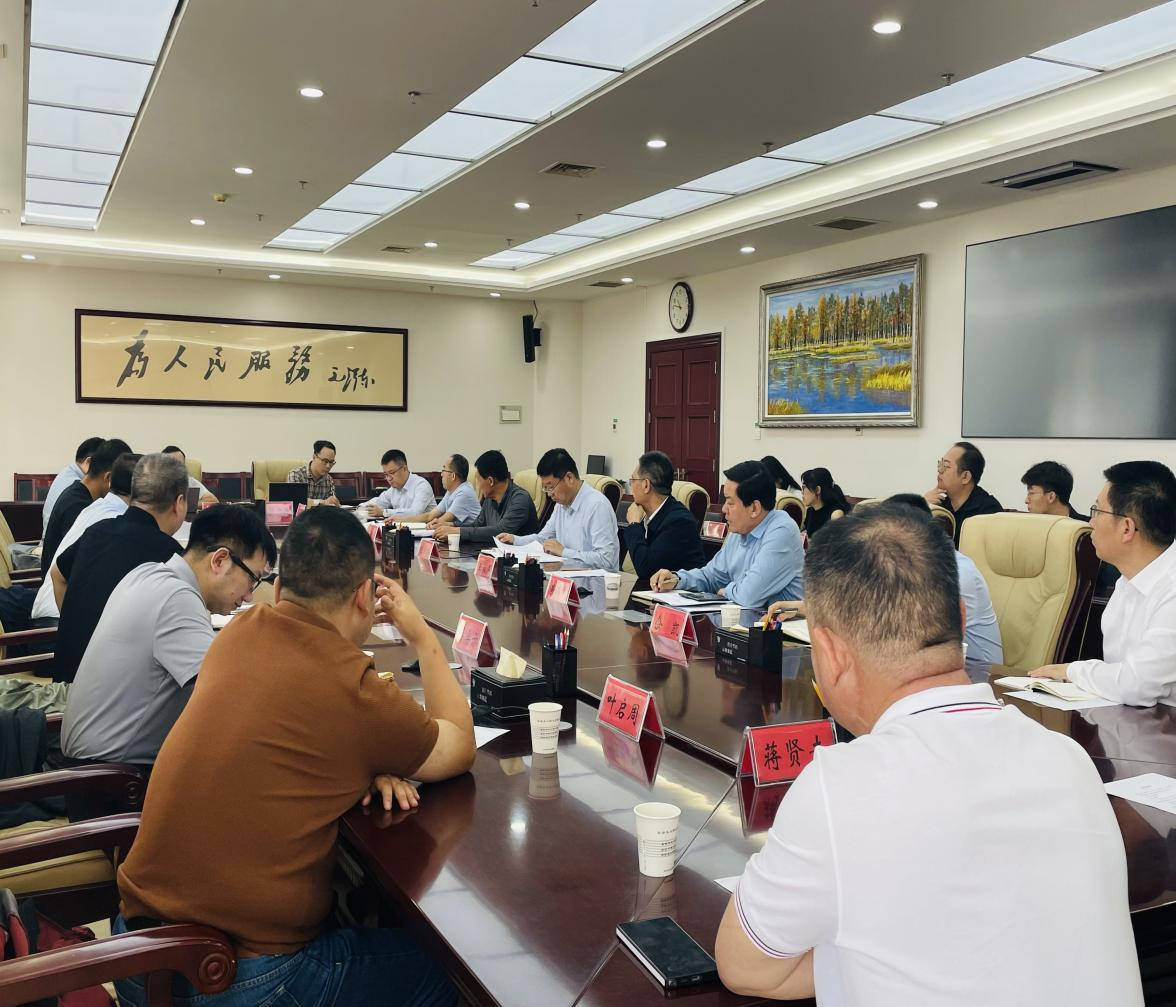 民进中央来庆开展“数据中心集群建设、算力产业布局及‘东数西算’工程实施”调研