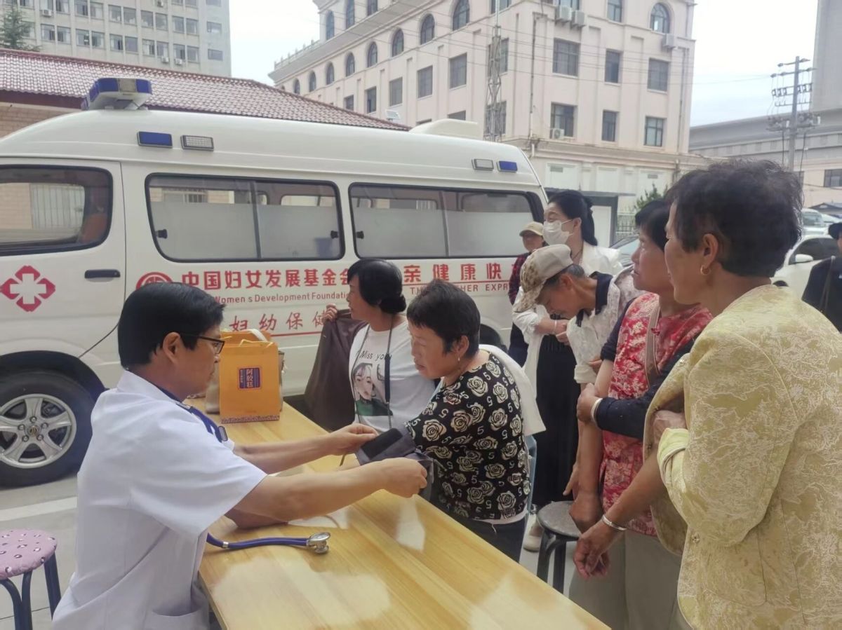 庆阳市发放156万“中央专项彩票公益金支持低收入妇女‘两癌’救助项目”资金