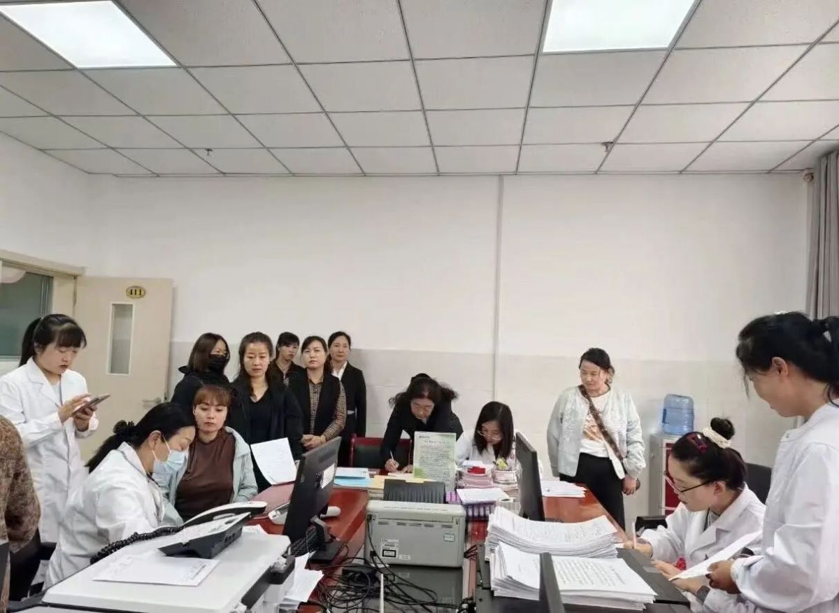 庆阳市发放156万“中央专项彩票公益金支持低收入妇女‘两癌’救助项目”资金