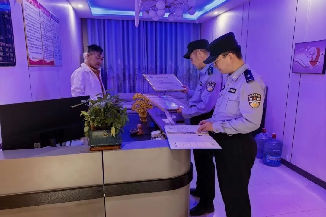 宁县公安全面筑牢秋季校园安全屏障