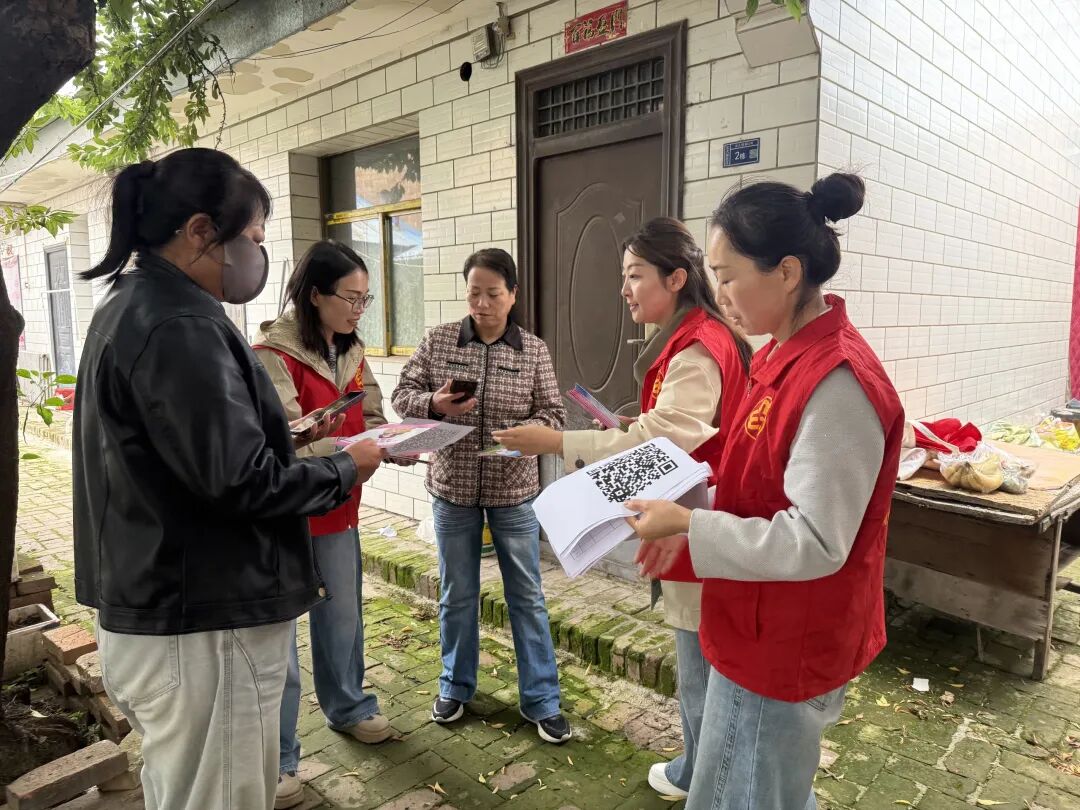 庆阳市妇联开展"主题党日+文明实践志愿服务"集中活动