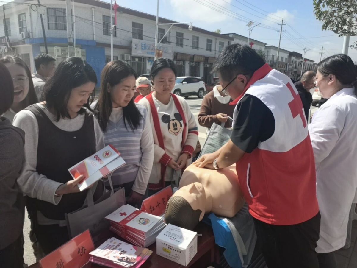 宁县开展&ldquo;红十字送健康&rdquo;中秋应急救护志愿服务活动