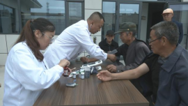 合水县何家畔镇开展“情暖中秋 志愿同行”主题志愿服务活动