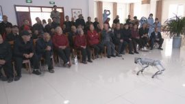 合水县科协科普大篷车志愿服务走进县养老服务中心