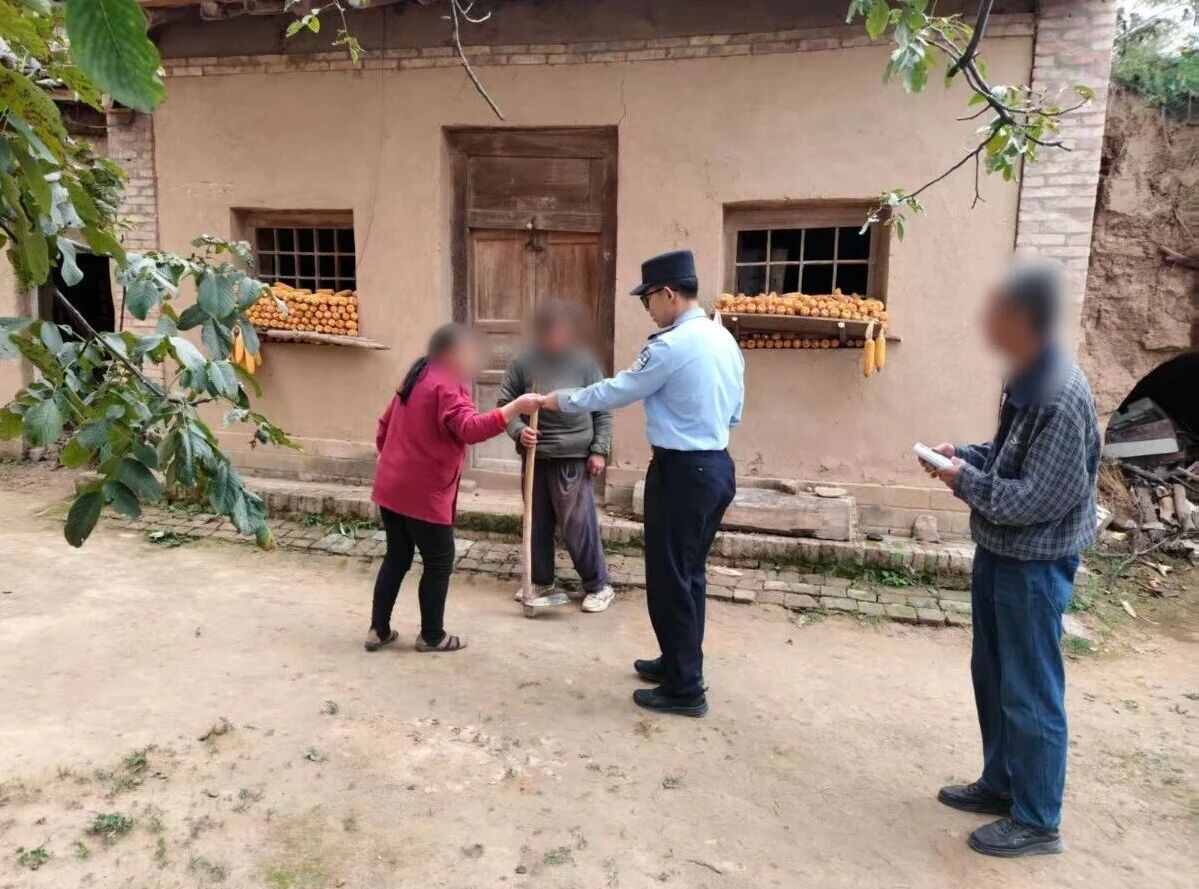 把户籍窗口“搬”进家门 镇原公安让便民服务更有温度