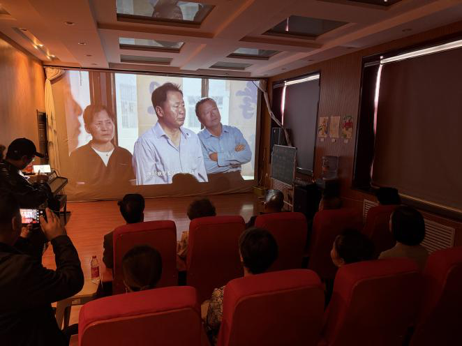 西峰区开展民族团结进步宣传周系列活动之互嵌式社区联谊交流活动
