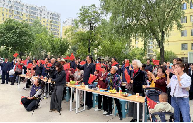 西峰区开展民族团结进步宣传周系列活动之互嵌式社区联谊交流活动