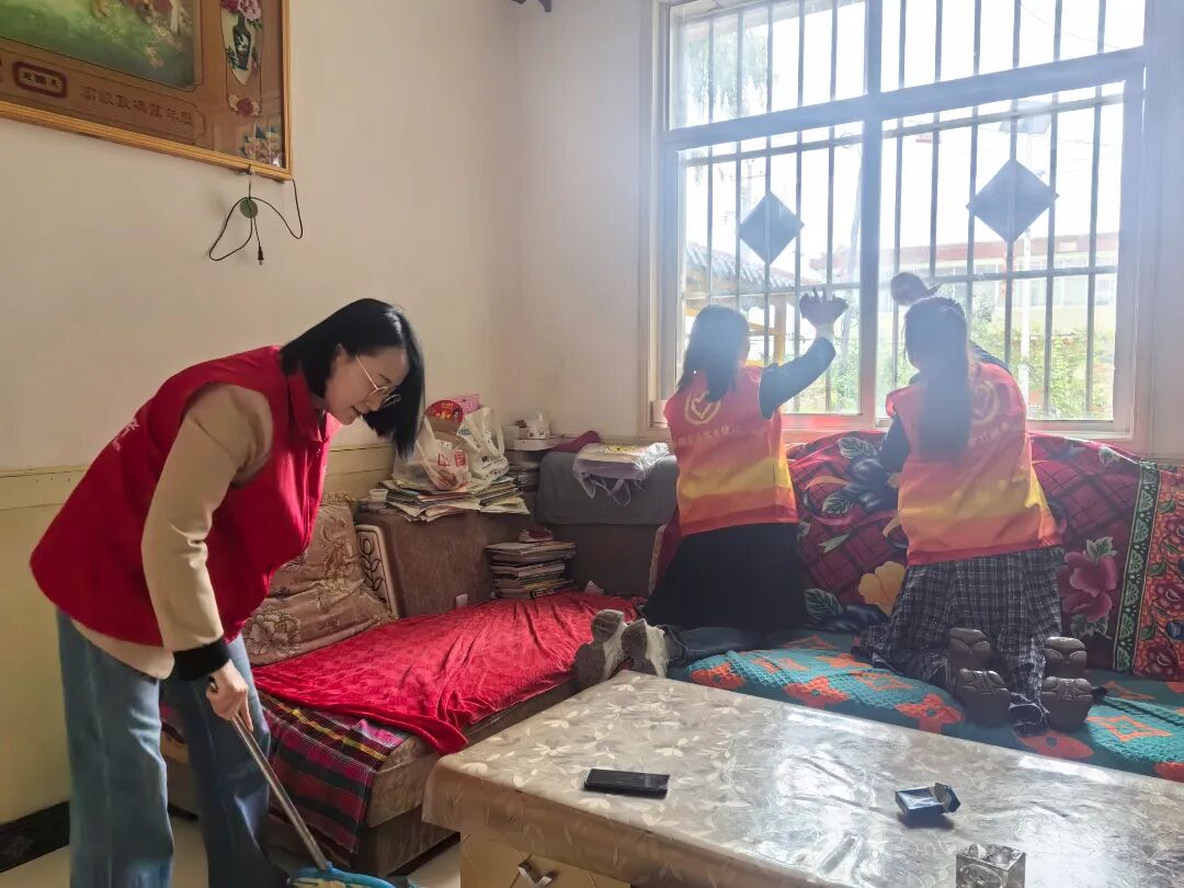 庆阳市正宁县妇联把温情与关怀送到群众家门口