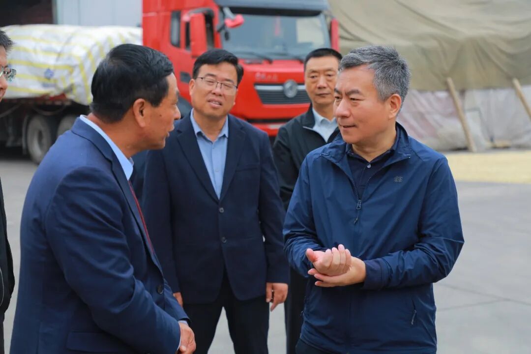 张鸿举调研重点项目建设、企业运行和安全生产工作