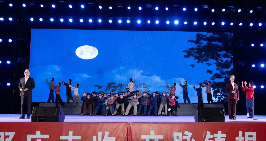 情景朗诵《大爱之光》