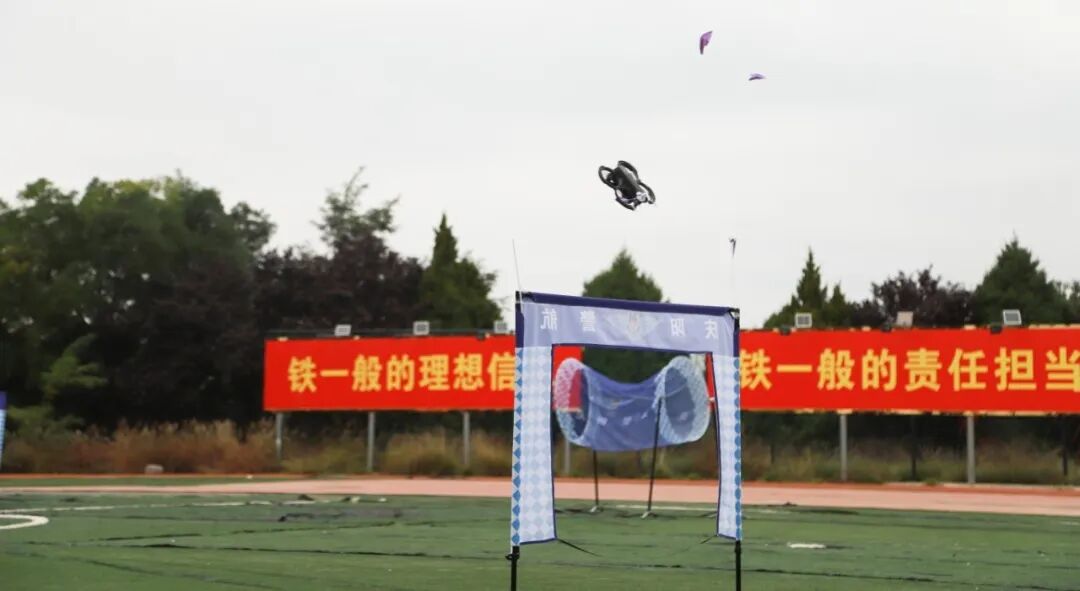 庆阳市公安局组织开展2026年全市公安特警“红蓝对抗”暨警用无人机拉动演练