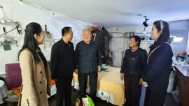 喜迎国庆 情暖社区 暖心帮扶践初心