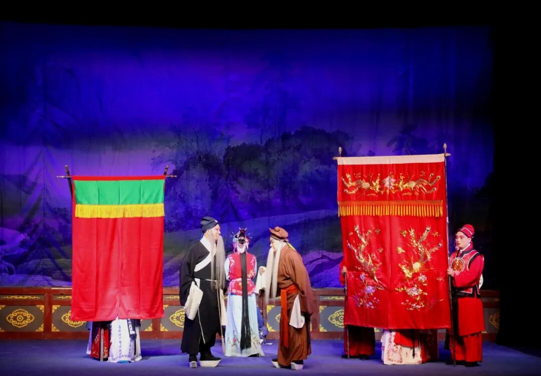 10月1日—7日,“梨园秦韵 曲润民心” 秦腔展演,邀请甘、宁梅花奖得主演绎经典剧目。
