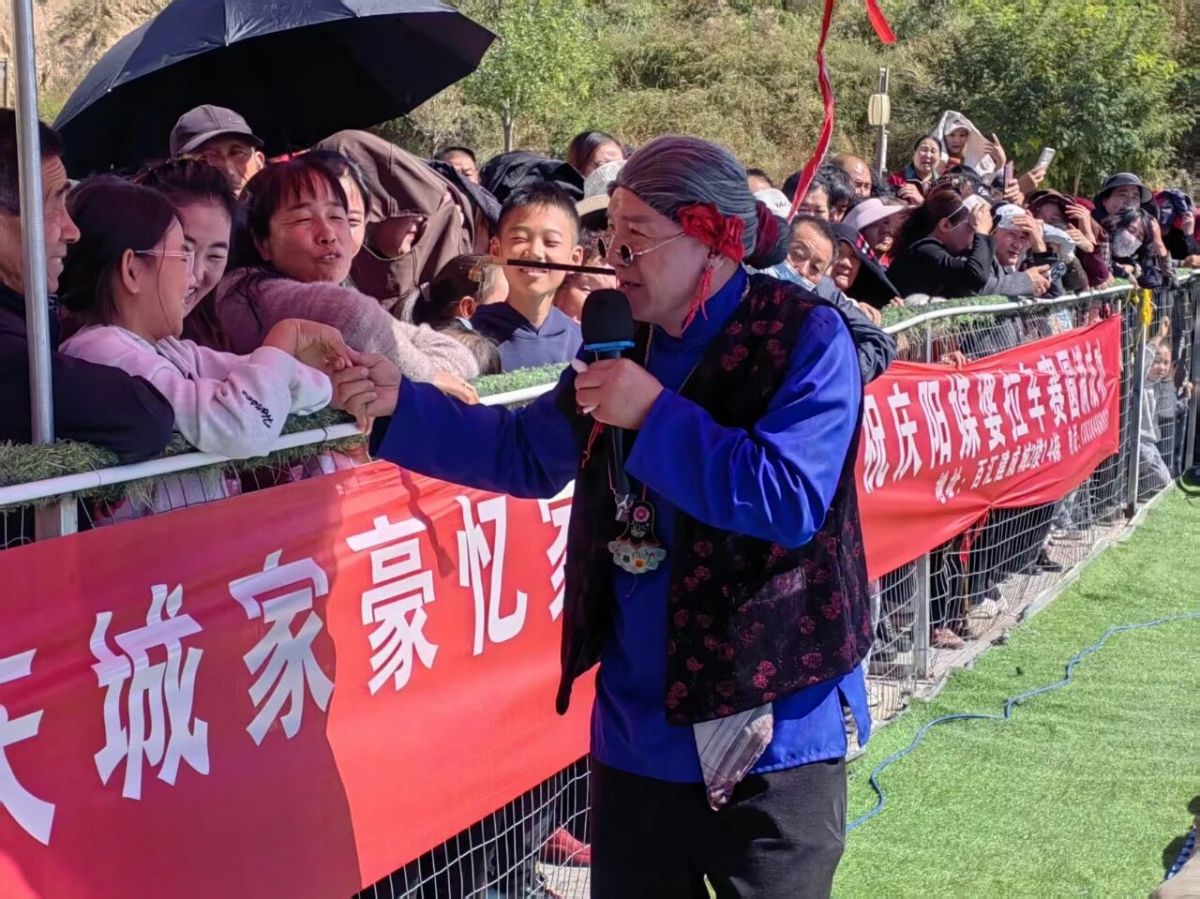 国庆假期周祖陵景区人气爆棚,文旅盛宴燃动凤城