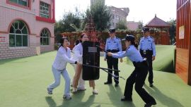 撑起校园平安伞 当好暖心护学人——记西峰公安分局后官寨派出所民警张馨月