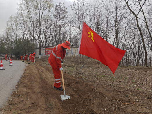正宁公路段以路域环境整治绘就交旅融合新画卷