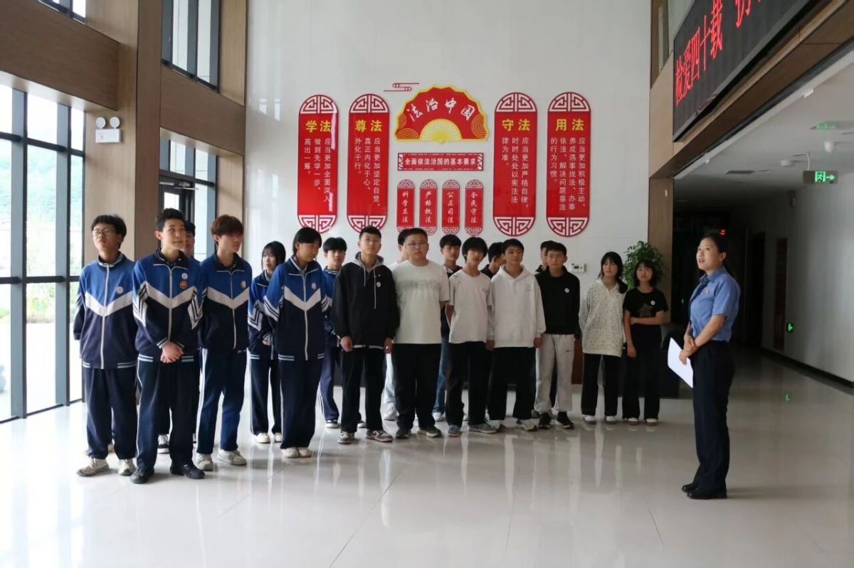 宁县开展系列法治宣讲护航青少年健康成长