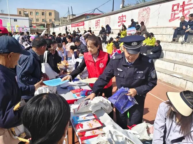 华池县:五载耕耘践初心 服务妇儿促发展