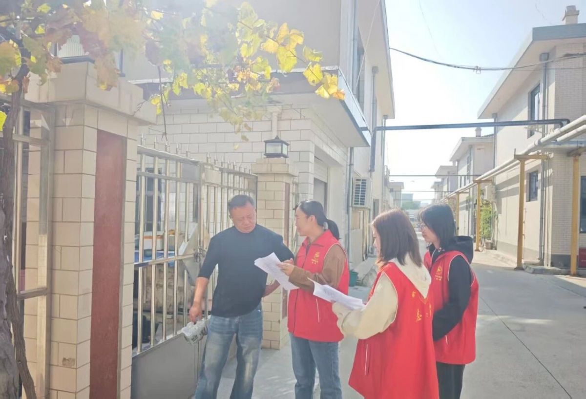 庆阳市文明实践办积极开展创建文明城市志愿服务活动