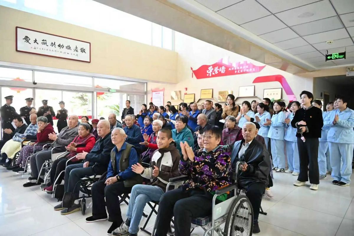 庆阳市社会福利院联合学院路街道开展“养老反诈、普法护航”系列敬老宣教活动