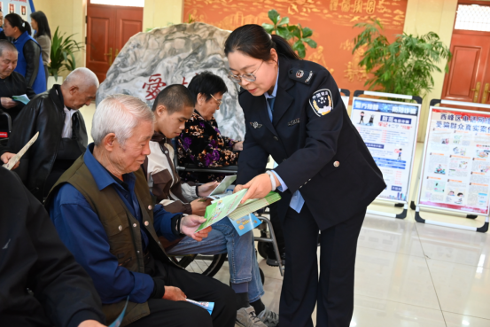 庆阳市社会福利院联合学院路街道开展“养老反诈、普法护航”系列敬老宣教活动