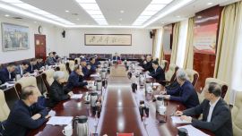 周继军主持召开座谈会 征求离退休干部对市第六次党代会报告的意见建议