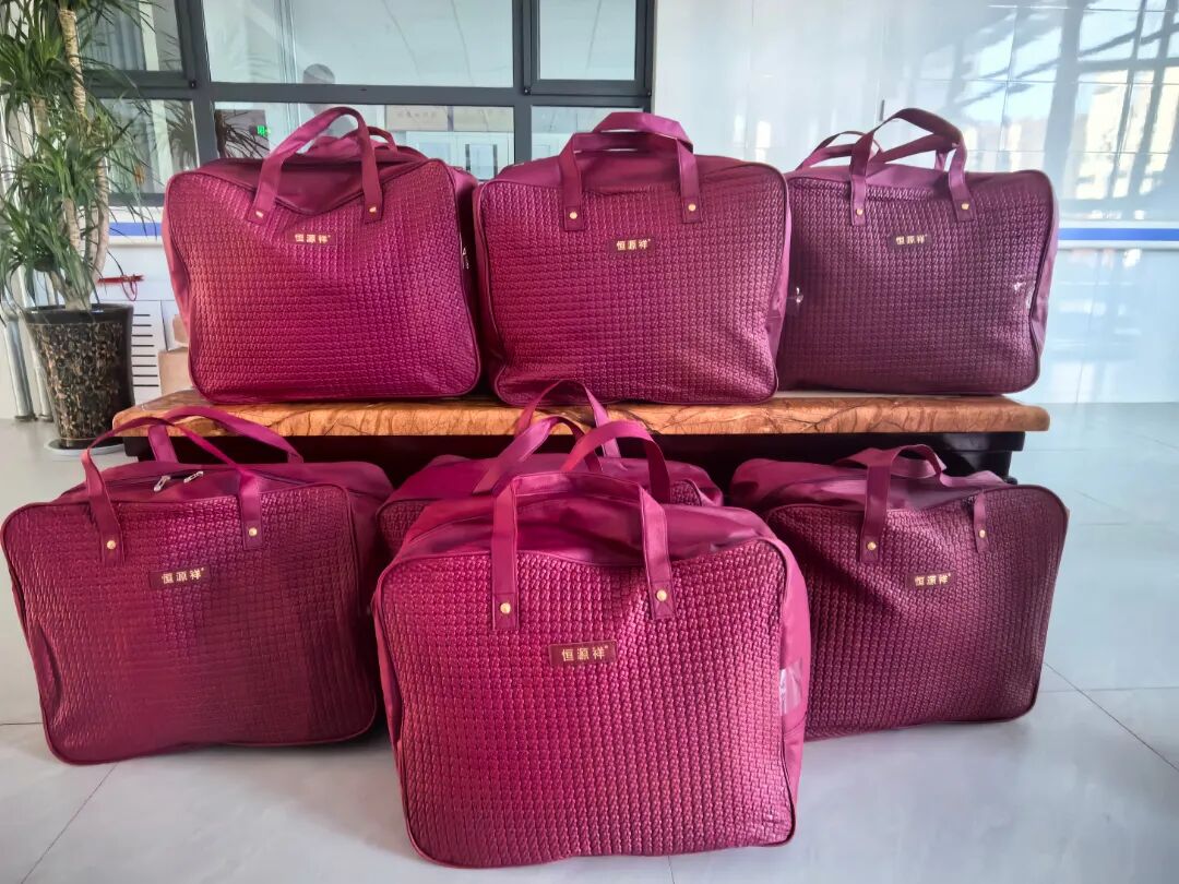 庆阳市正宁县妇联联合巾帼家政服务驿站开展重阳节敬老志愿服务活动