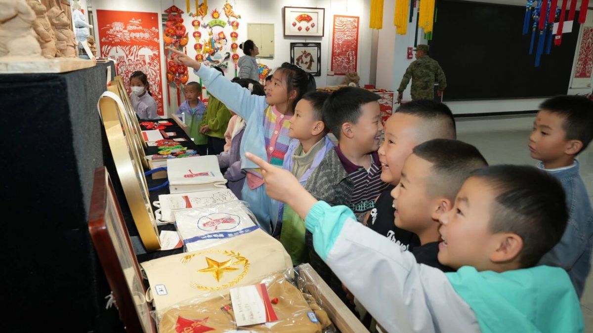庆阳市文化馆开展青少年非遗研学体验活动