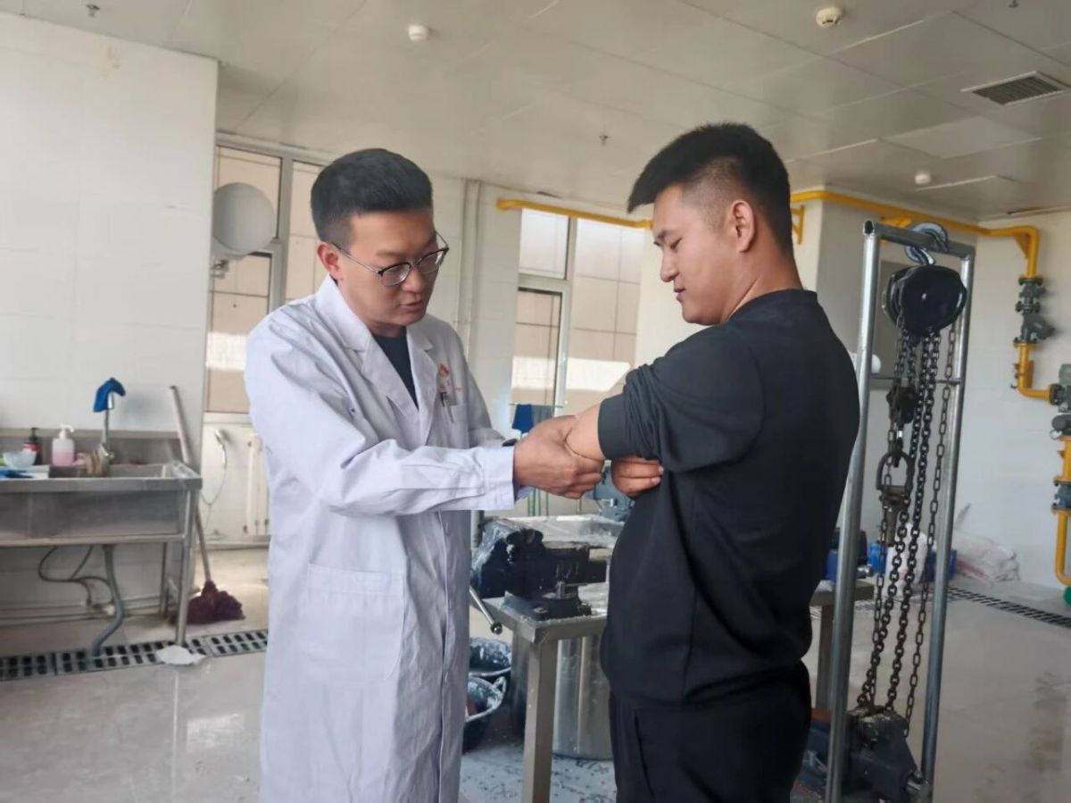 省辅具中心赴庆阳市开展“科技助残”推广应用暨助听器验配服务