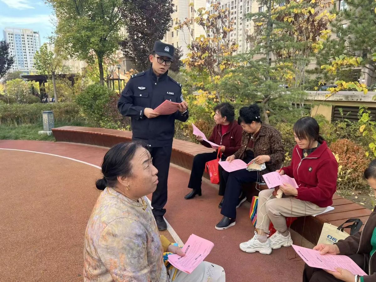镇原公安:反诈宣传进社区 精准宣教筑防线
